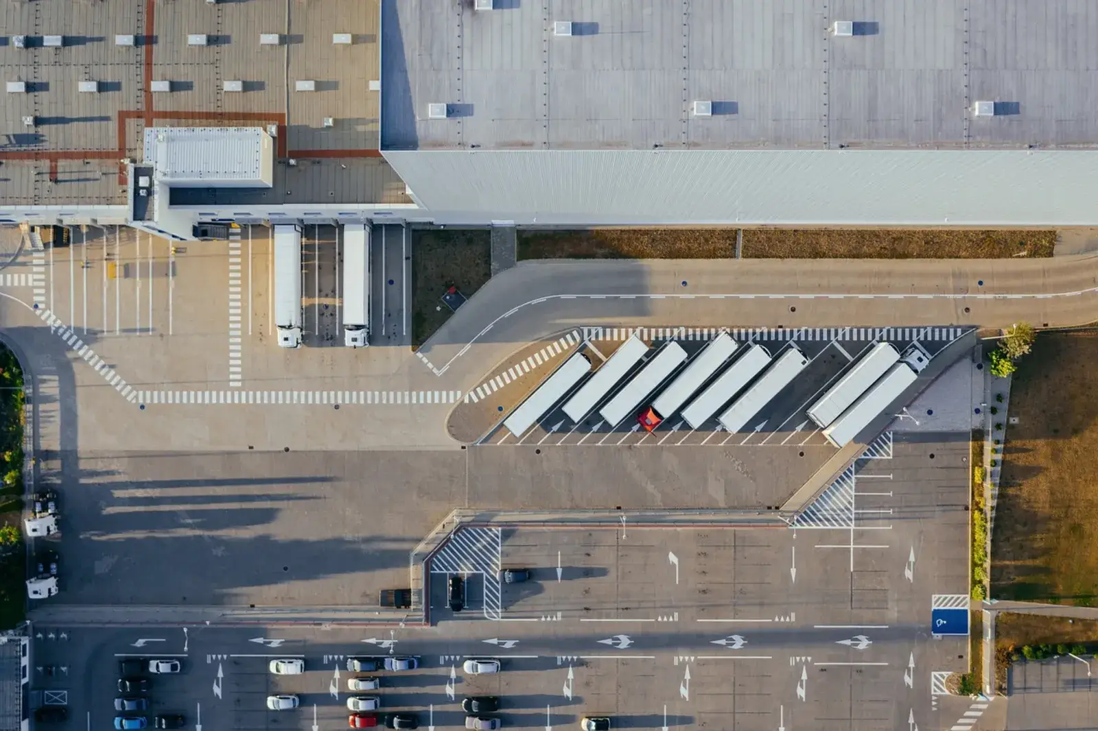 Vista aérea de complexo industrial licenciado